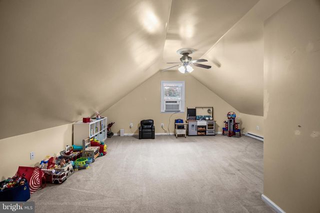4 BOSWELL RD, Marlton, NJ 08053