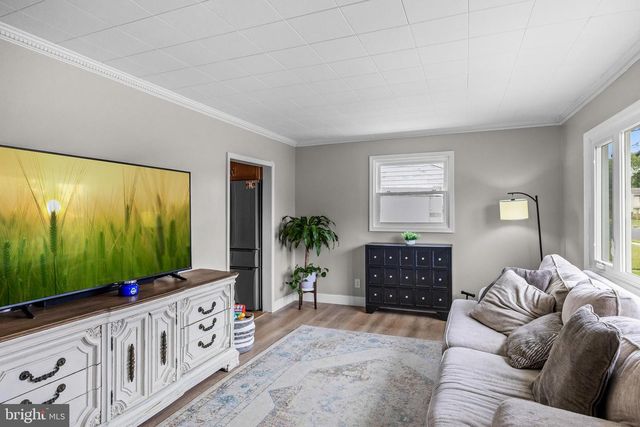 4 BOSWELL RD, Marlton, NJ 08053