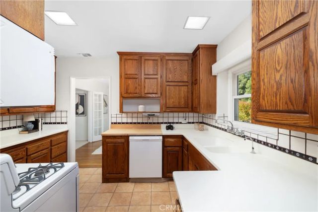 166 W Las Flores Avenue, Arcadia, CA 91007