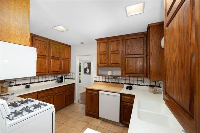 166 W Las Flores Avenue, Arcadia, CA 91007