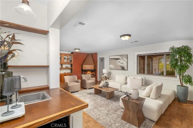 166 W Las Flores Avenue, Arcadia, CA 91007