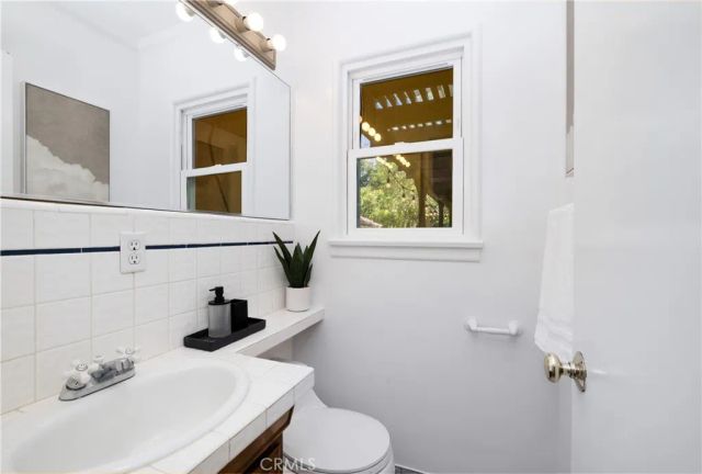 166 W Las Flores Avenue, Arcadia, CA 91007