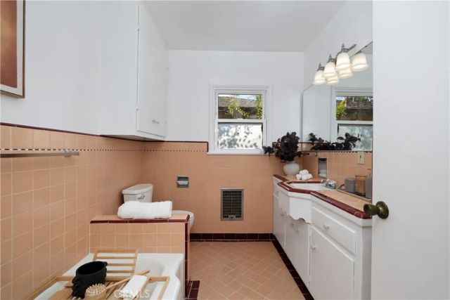 166 W Las Flores Avenue, Arcadia, CA 91007