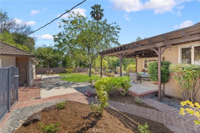 166 W Las Flores Avenue, Arcadia, CA 91007