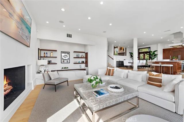 2907 Cliff Drive, Newport Beach, CA 92663