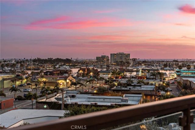 2907 Cliff Drive, Newport Beach, CA 92663