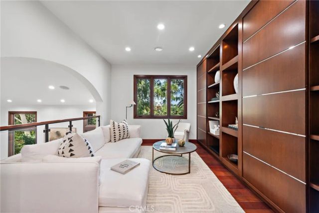 2907 Cliff Drive, Newport Beach, CA 92663