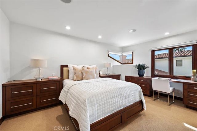 2907 Cliff Drive, Newport Beach, CA 92663