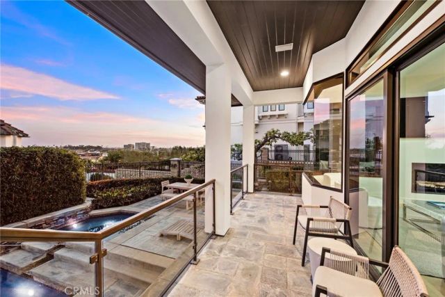 2907 Cliff Drive, Newport Beach, CA 92663