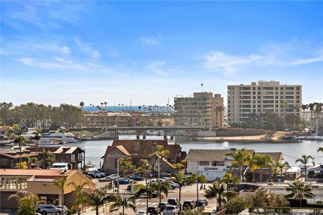 2907 Cliff Drive, Newport Beach, CA 92663