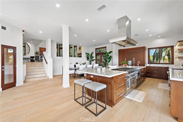 2907 Cliff Drive, Newport Beach, CA 92663