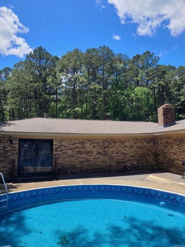 2050 Elaine Circle, Arkadelphia, AR 71923