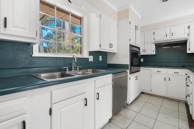 2050 Elaine Circle, Arkadelphia, AR 71923