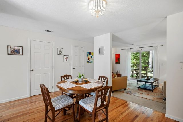 411 Maple Brook Rd 411, Bellingham, MA 02019