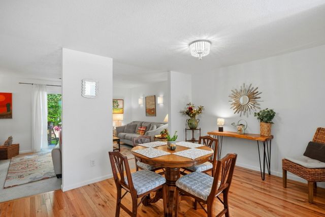 411 Maple Brook Rd 411, Bellingham, MA 02019
