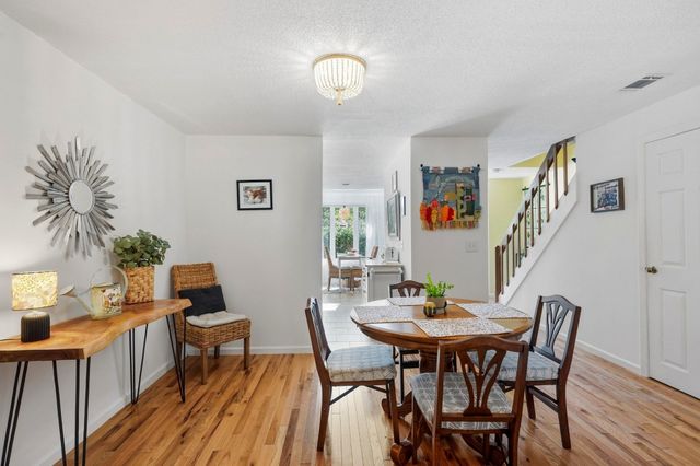 411 Maple Brook Rd 411, Bellingham, MA 02019