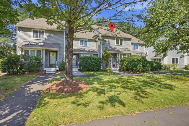 411 Maple Brook Rd 411, Bellingham, MA 02019