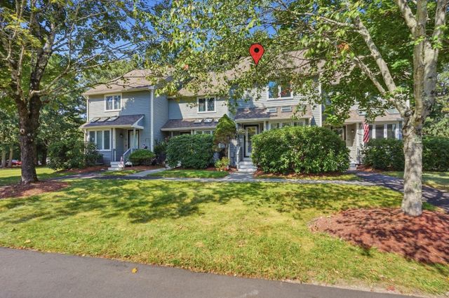 411 Maple Brook Rd 411, Bellingham, MA 02019