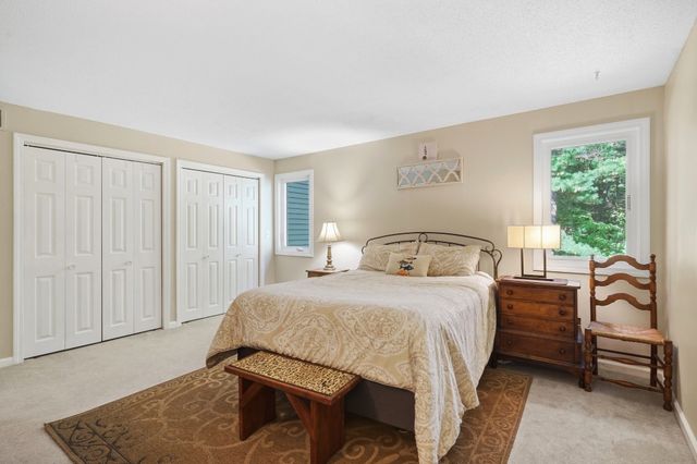 411 Maple Brook Rd 411, Bellingham, MA 02019