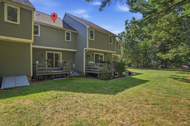 411 Maple Brook Rd 411, Bellingham, MA 02019