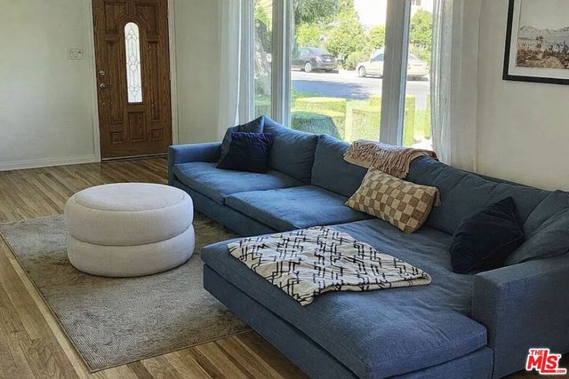 13232 Otsego Street, Sherman Oaks, CA 91423
