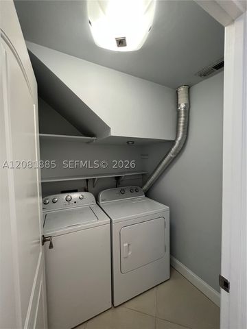 14245 SW 57th Ln 9-8, Miami, FL 33183