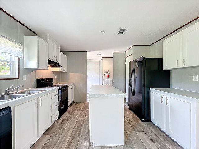 8969 W CANDLEGLOW STREET, Crystal River, FL 34428