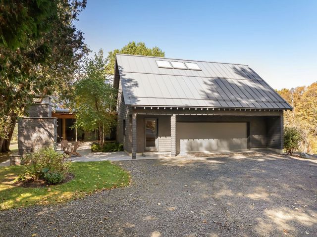 48 Pike Street, Stowe, VT 05672