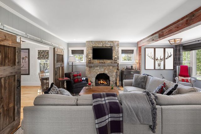 48 Pike Street, Stowe, VT 05672