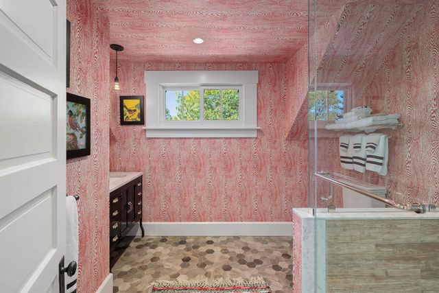 48 Pike Street, Stowe, VT 05672