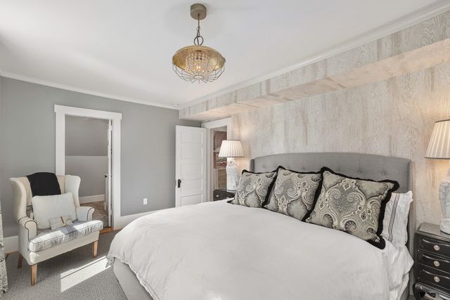 48 Pike Street, Stowe, VT 05672