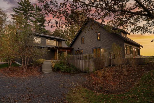 48 Pike Street, Stowe, VT 05672