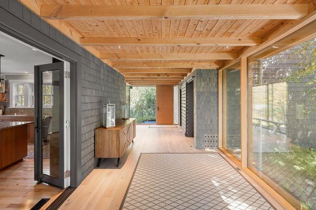 48 Pike Street, Stowe, VT 05672