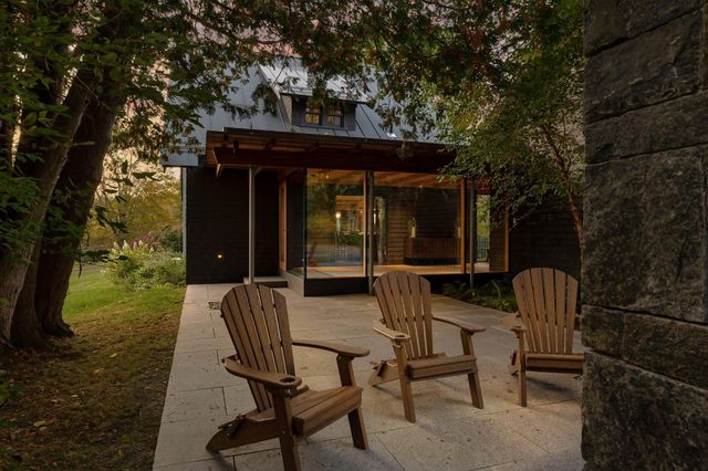 48 Pike Street, Stowe, VT 05672