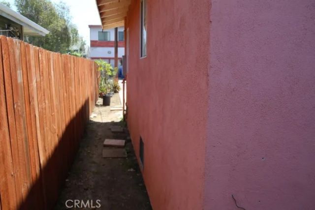 1301 N McCadden Place, Los Angeles, CA 90028