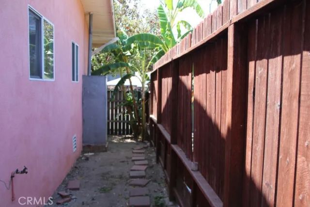 1301 N McCadden Place, Los Angeles, CA 90028