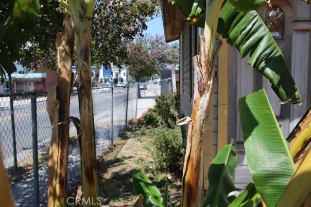 1301 N McCadden Place, Los Angeles, CA 90028