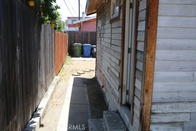 1301 N McCadden Place, Los Angeles, CA 90028