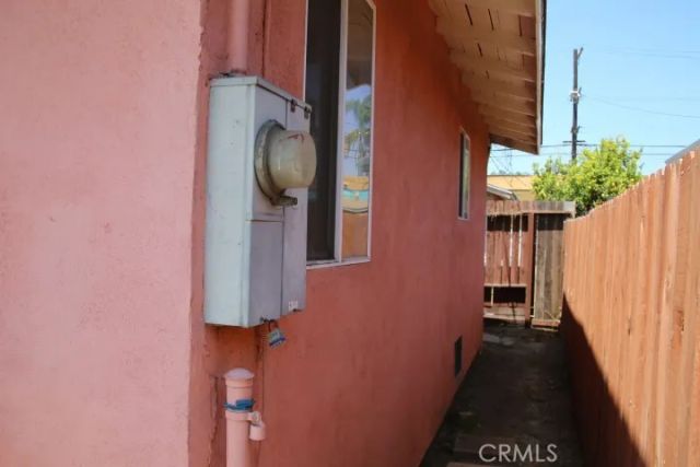 1301 N McCadden Place, Los Angeles, CA 90028