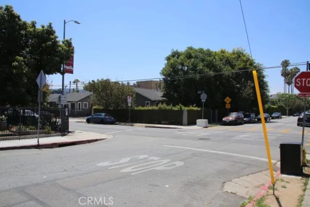 1301 N McCadden Place, Los Angeles, CA 90028