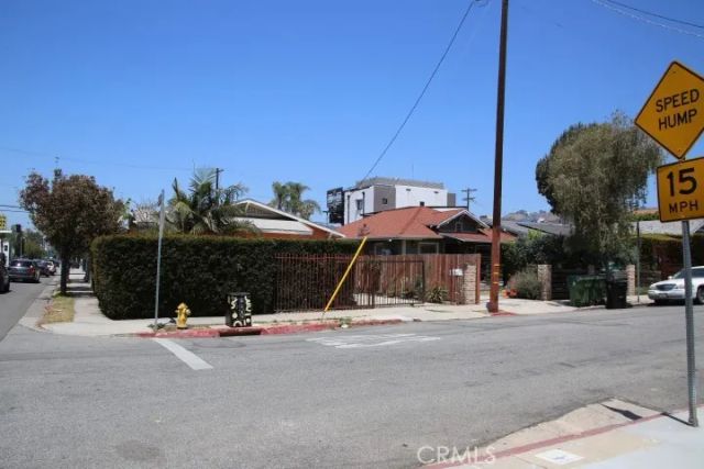 1301 N McCadden Place, Los Angeles, CA 90028