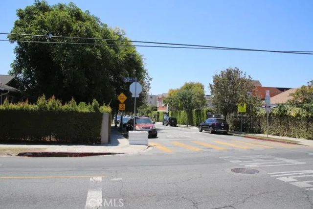 1301 N McCadden Place, Los Angeles, CA 90028