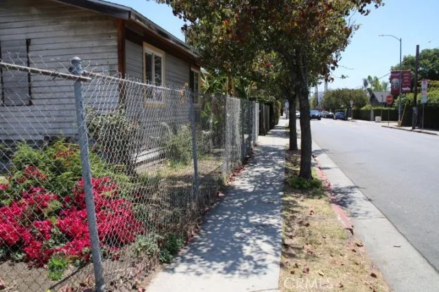1301 N McCadden Place, Los Angeles, CA 90028