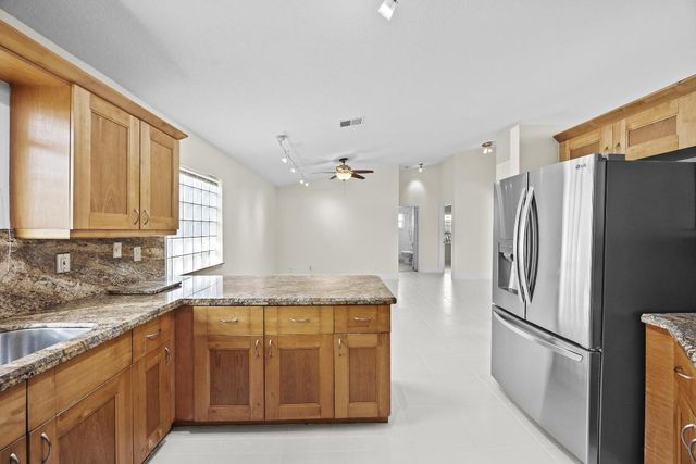 11035 Baybreeze Way, Boca Raton, FL 33428