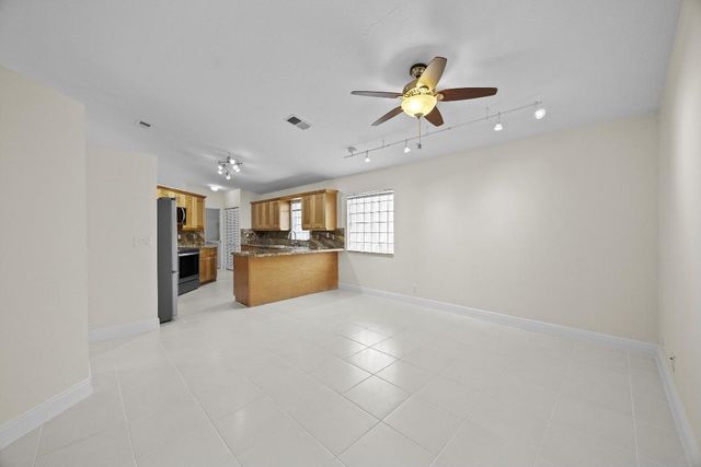 11035 Baybreeze Way, Boca Raton, FL 33428