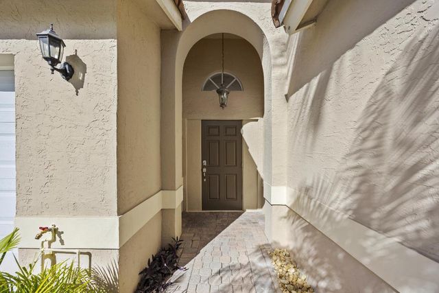 11035 Baybreeze Way, Boca Raton, FL 33428