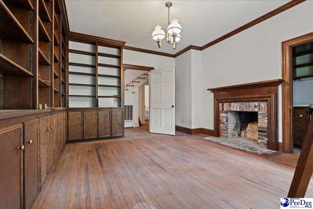 521 W Pine St, Florence, SC 29501