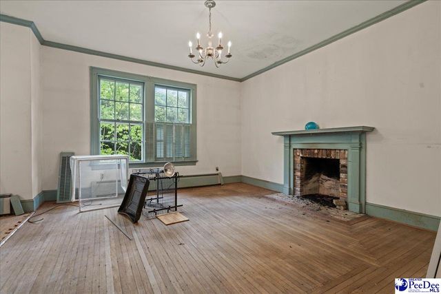 521 W Pine St, Florence, SC 29501