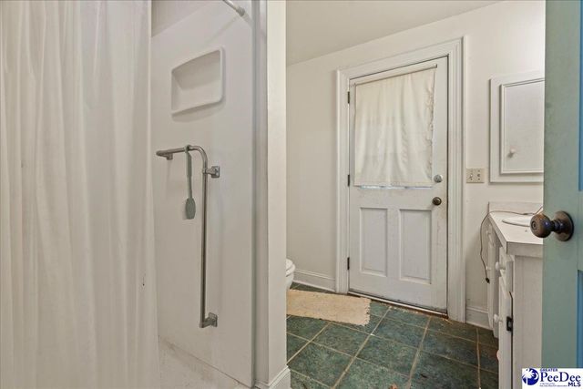 521 W Pine St, Florence, SC 29501
