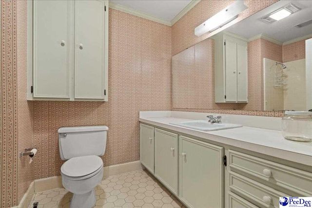 521 W Pine St, Florence, SC 29501